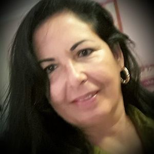 Meet your Posher, Claudia